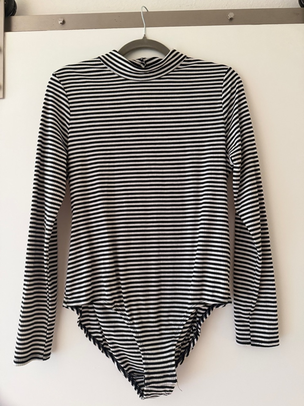 Xhilaration Black and White Striped Long-Sleeve Mock Neck Bodysuit